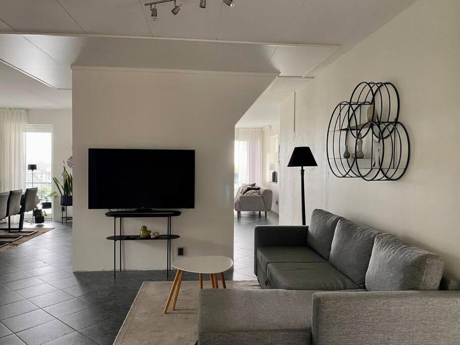 Villalaegenhet I Askim Med Havsutsikt Göteborg Exteriér fotografie
